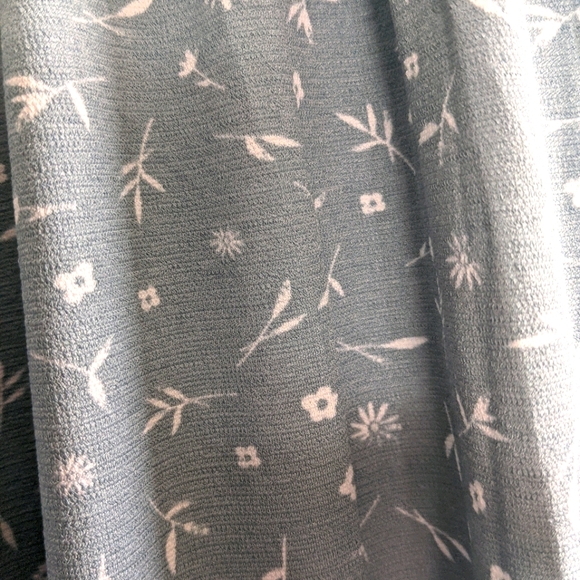 Sz Small Strapless Romper - Picture 4 of 4